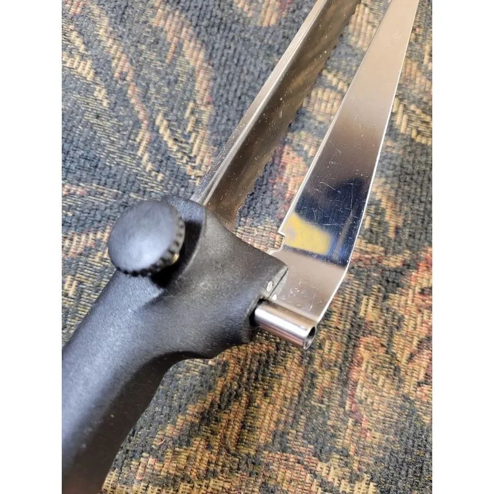 Slicing 13 inch Knife with Adjustable Guide